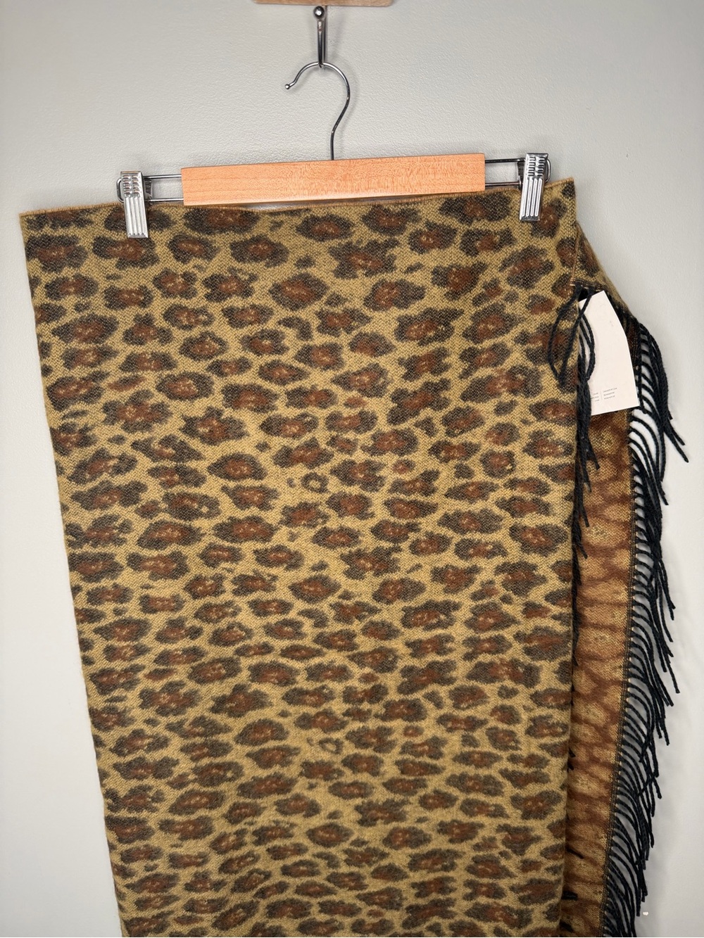 NWT Oak + Fort Leopard Print Scarf - Picture 7 of 13